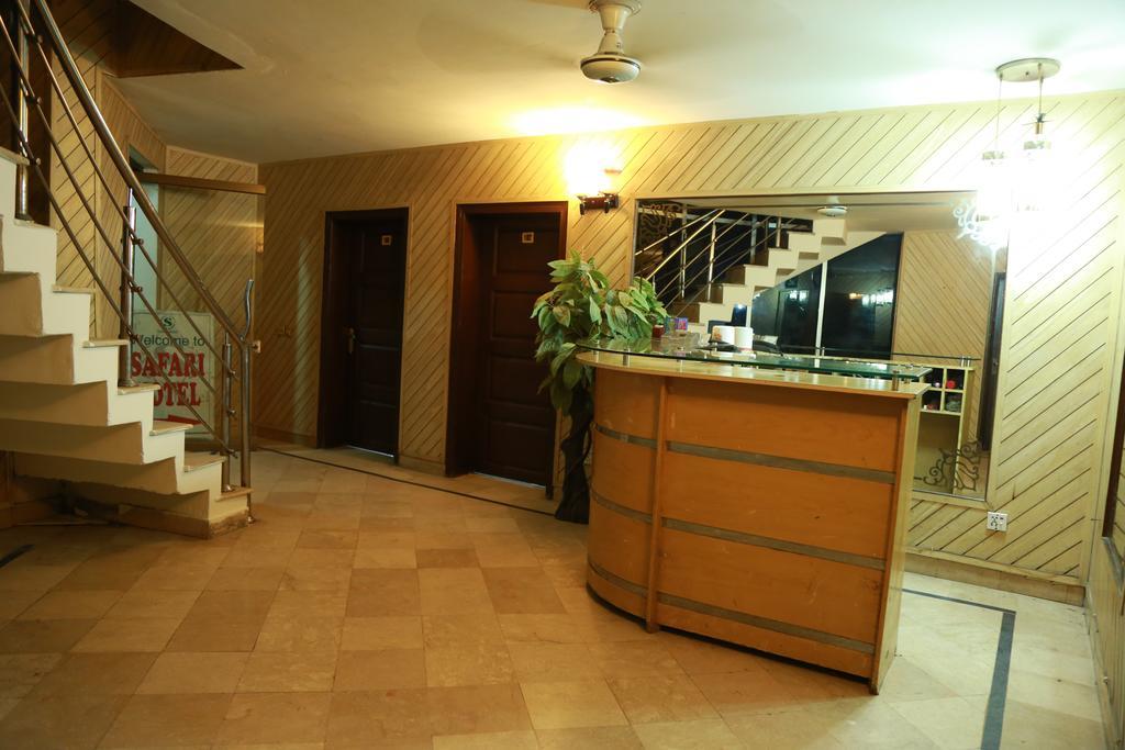 Safari Hotel Upper Mall Lahore Luaran gambar